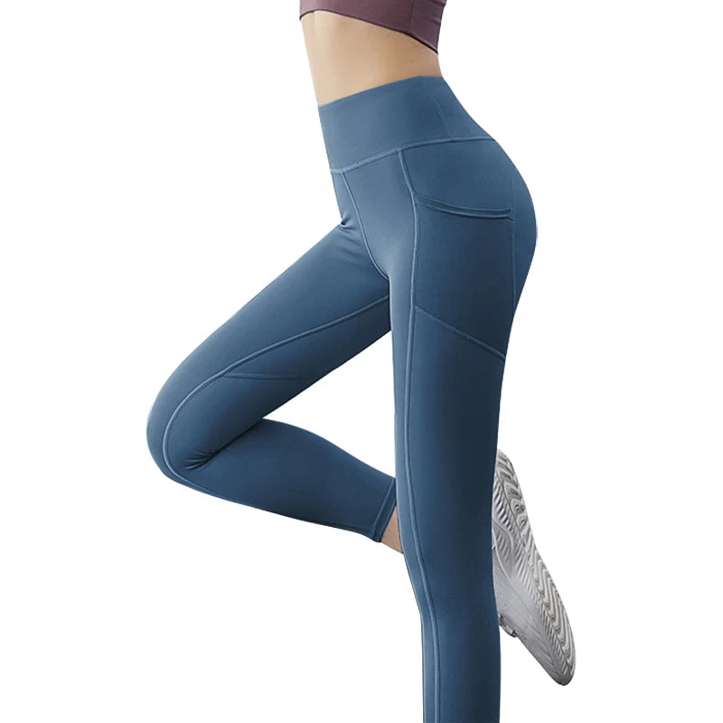 Seamless yoga leggings by FREES COPES for women with high waist design, 82.5% polyester and 17.5% elastane, featuring a side pocket and a butt-lifting effect, ideal for gym activities and cycling.