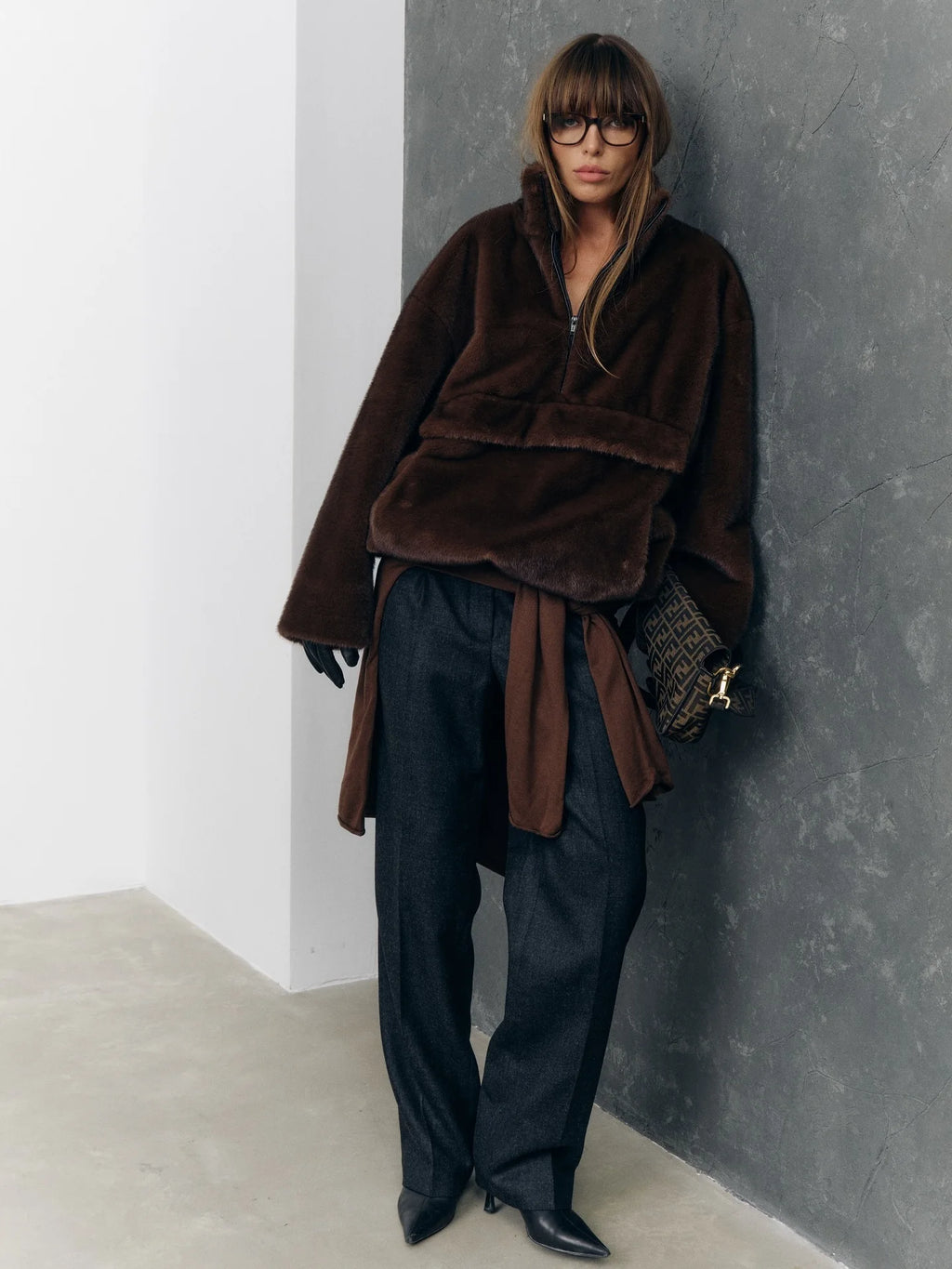 2025 Designer Faux Fur Coat, New Winter Style, Warm Pullover Zipper Top Simple Stylish And Elegant