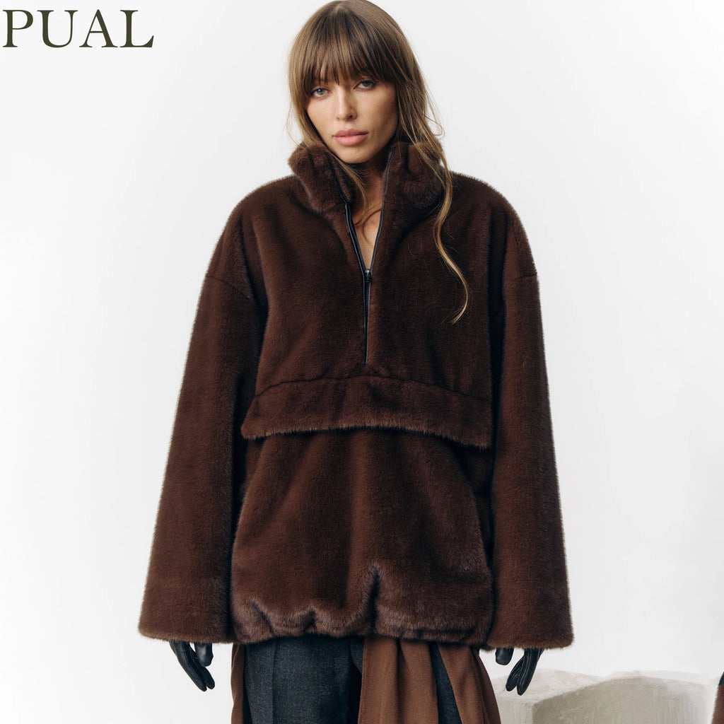 2025 Designer Faux Fur Coat, New Winter Style, Warm Pullover Zipper Top Simple Stylish And Elegant
