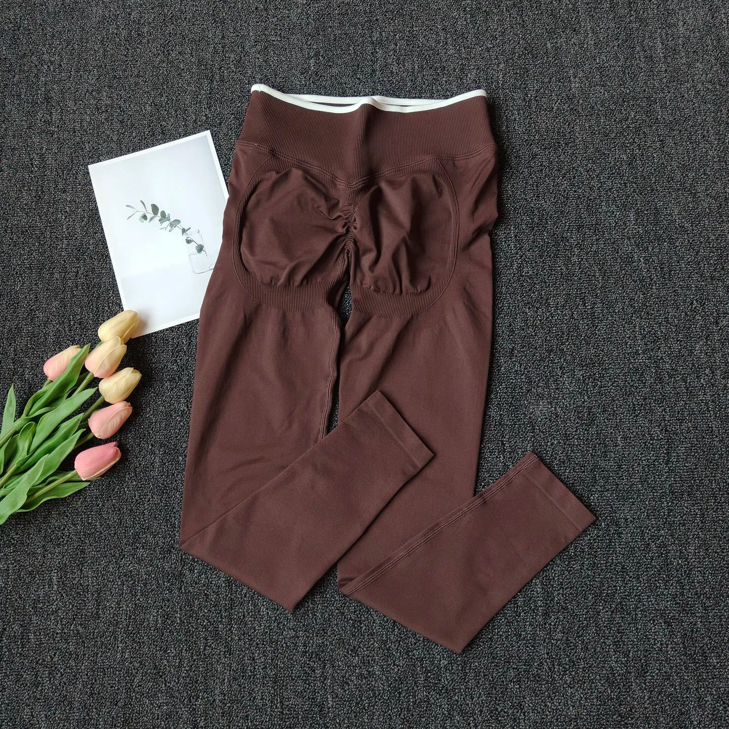 Women's Seamless Yoga Leggings Middle Waist Push-Up Fitness Running Pants High Elastic Hip Lift Pilates Gym Sport Leggings