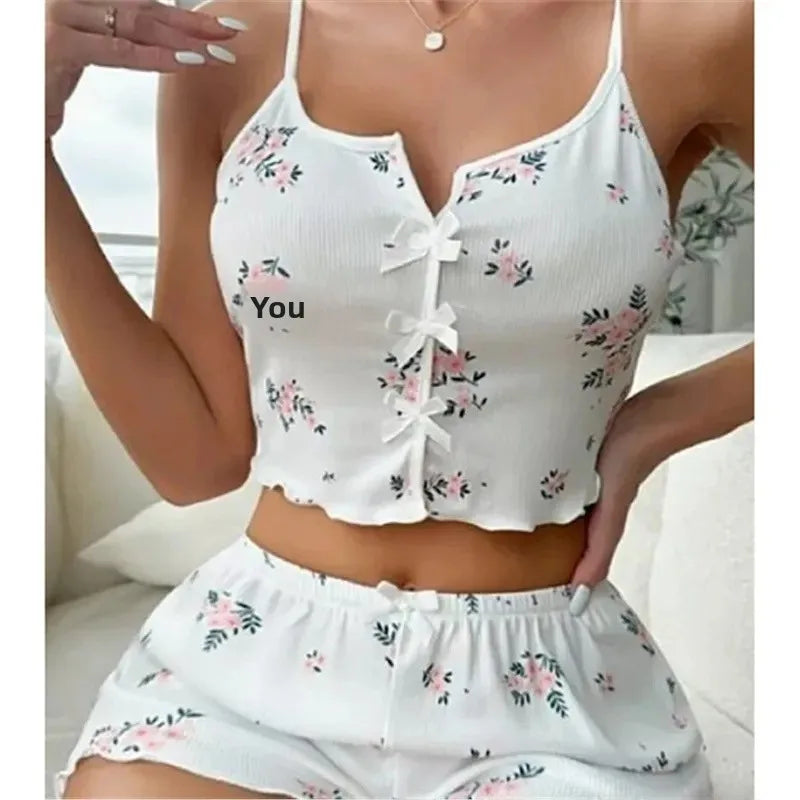 New Hot Sale Of The Season Heart Print Color Block Sleepwear Set with Front Slit Strap Design Comfortable Spandex Nightgown Wome