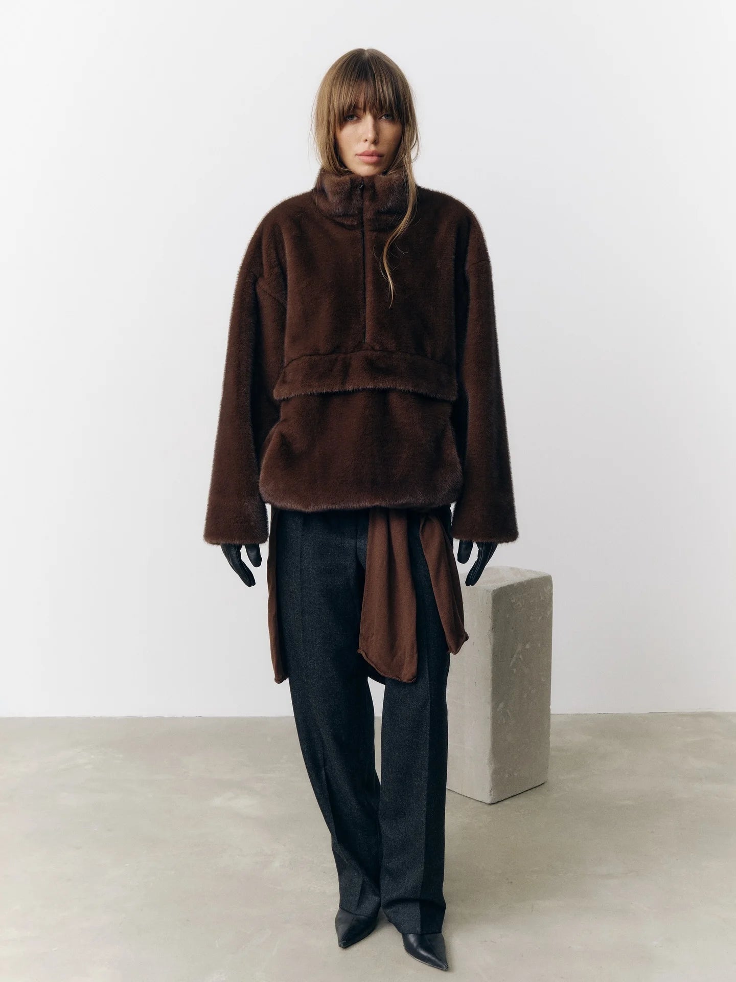 2025 Designer Faux Fur Coat, New Winter Style, Warm Pullover Zipper Top Simple Stylish And Elegant