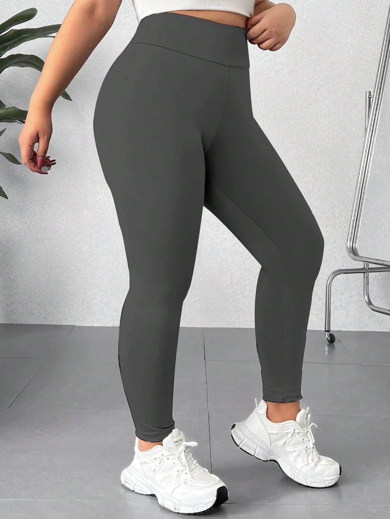 Plus Size Fat Extra Large Size Hot selling Fleece Tight and Warm Pants Winter Lamb Fleece Thick Elastic Bottom Pants for Women