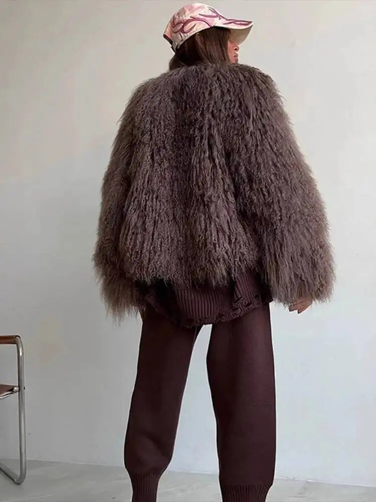 DEAT Fashion Brown Faux Fur Coat Women's Round Neck Loose Long Sleeves Thick Plush Short Jacket Winter New 7A1041