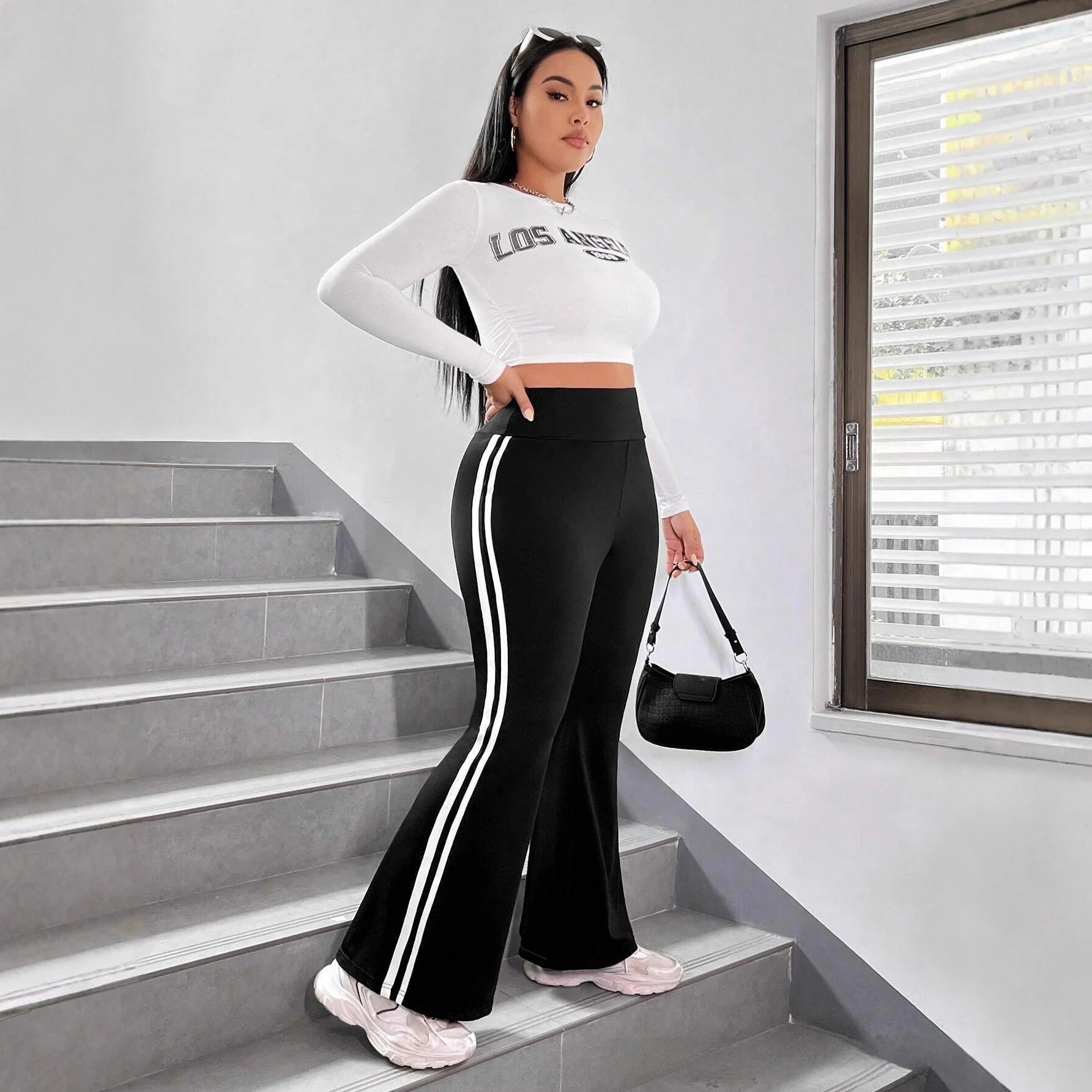 High Waist Fleece Lined Yoga Pants Women's Mini Flared Base Layer Pants Outerwear Comfortable Casual Long Pants Basic Style