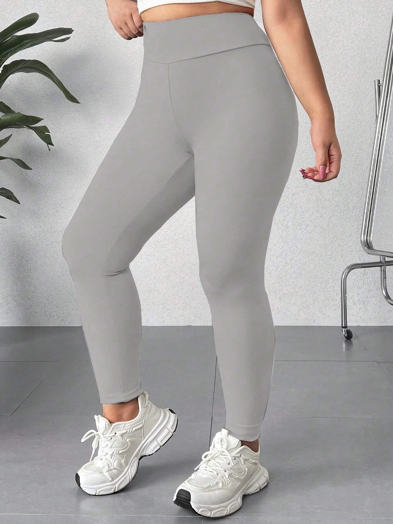 Plus Size Fat Extra Large Size Hot selling Fleece Tight and Warm Pants Winter Lamb Fleece Thick Elastic Bottom Pants for Women