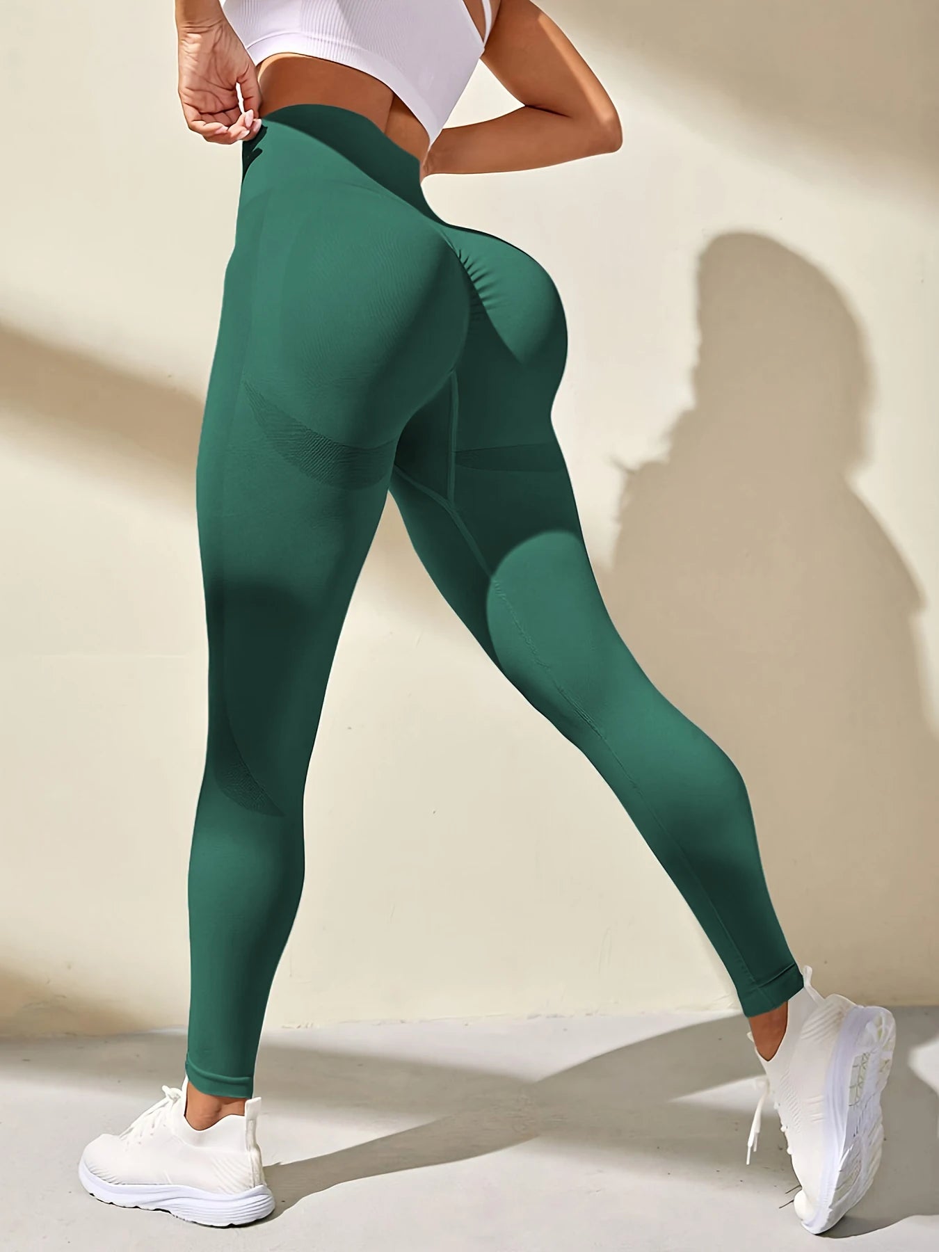 Seamless yoga pants peach sports high waist and hip lifting fitness cropped pants