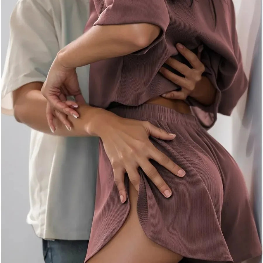 Sexy Women's Solid Color Pajama Set Short Sleeve Stylish Top And Shorts Comfortable Relaxed Fit For Summer Sleepwear Loungewear