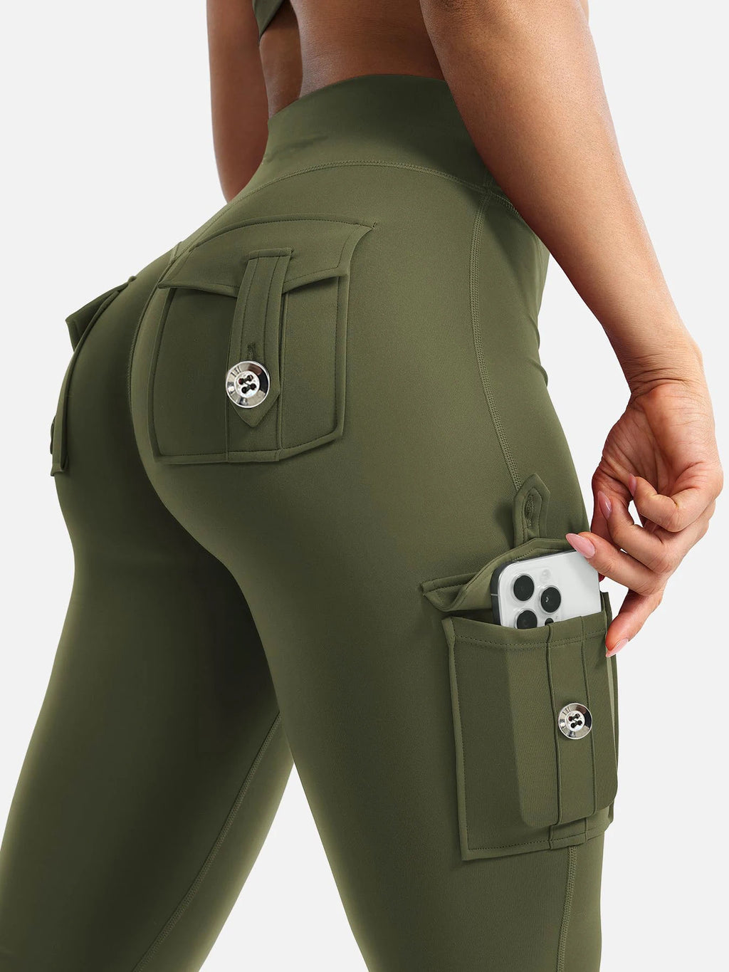 Essential Women's Fitness Pants: High-Waisted Flared Workout Pants with Pockets, Shaping and Tummy-Control Fitness Pants.
