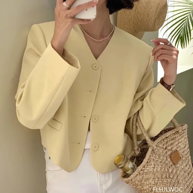 5 Colors Autumn Chic Korea Design Short Coats High Street Women Fashion Cute Elegant Office Lady Button Notched Blazer Jackets