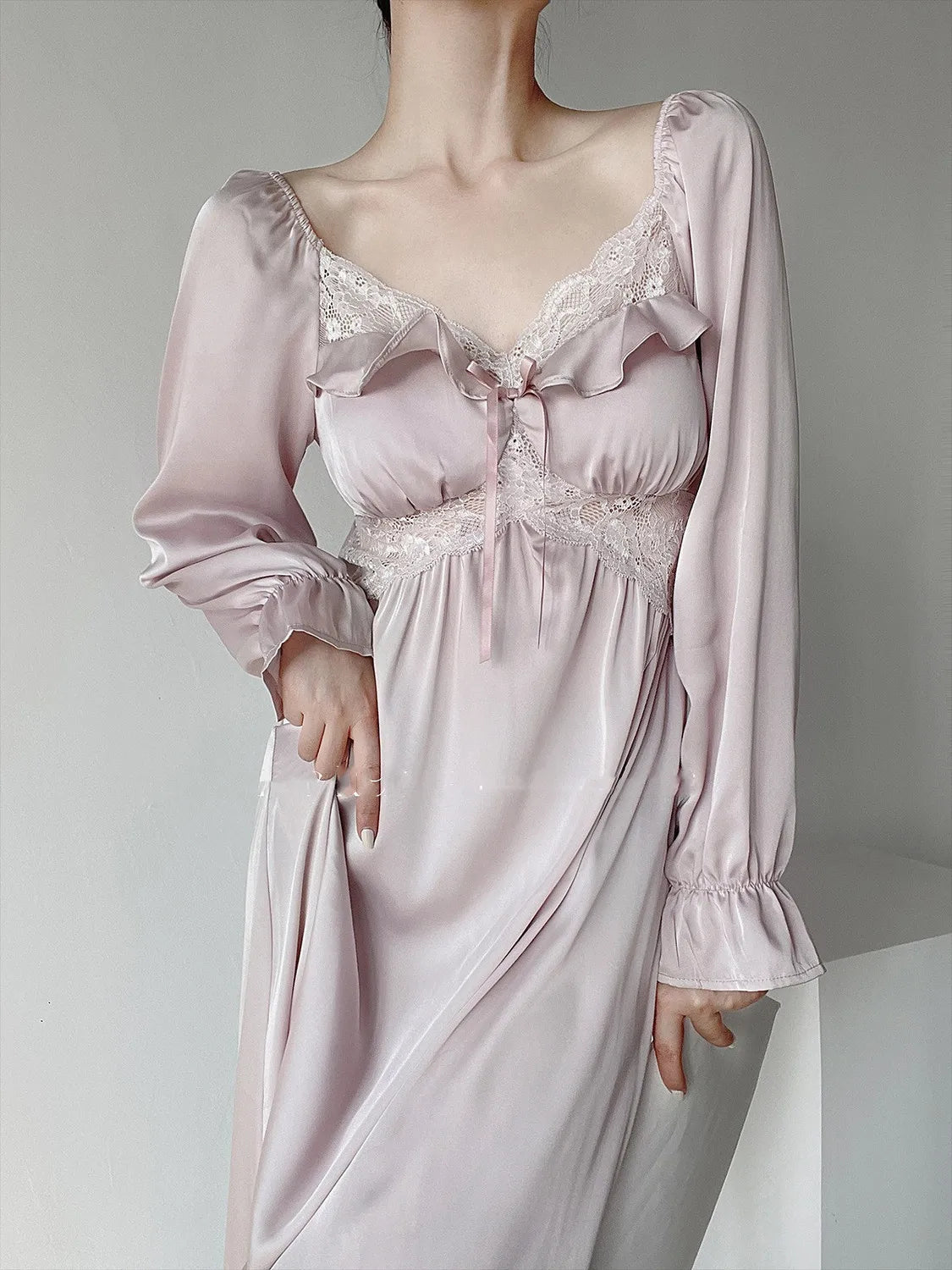 French Elegant Lace Pajamas Nightdress Vintage Spring Summer Long Fashion Sleepwear NightgownNight Wears For Women