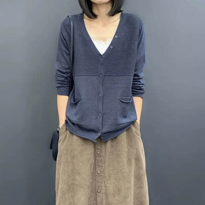 Long Sweaters V Neck Tops Sweater Cashmere Cardigans Woman Y2k Vintage Brown Crochet Knitted Cardigan for Women 2025 Trend Black