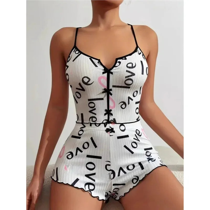 New Hot Sale Of The Season Heart Pattern Color Block Sleepwear Set with Slit in Front Strap Women's Vest Tops Non-Estitched Exte