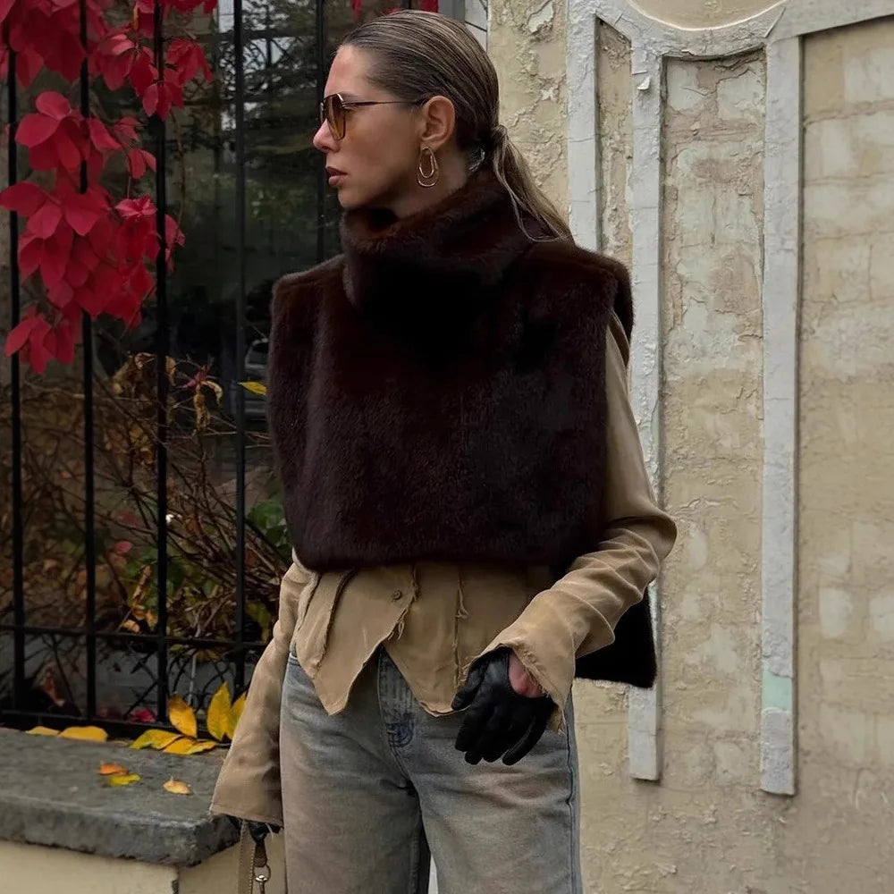 2025 Brand Fashion Warm Faux Fur Sable Vest Crop Top Autumn Winter Turtleneck Faux Mink Fur Tank Tops Sleeveless Jacket Coat