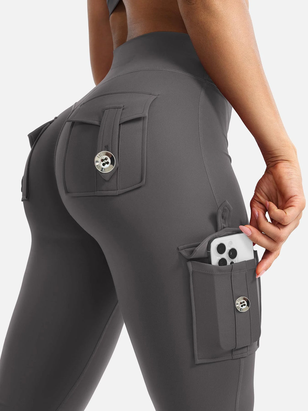 Essential Women's Fitness Pants: High-Waisted Flared Workout Pants with Pockets, Shaping and Tummy-Control Fitness Pants.