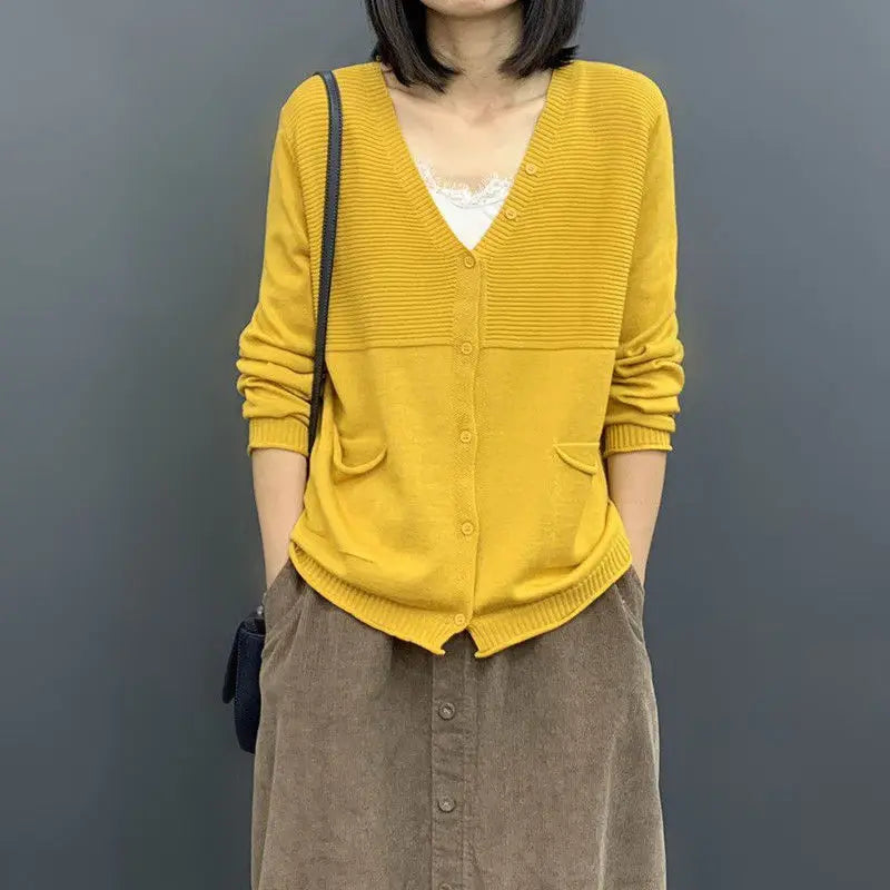 Long Sweaters V Neck Tops Sweater Cashmere Cardigans Woman Y2k Vintage Brown Crochet Knitted Cardigan for Women 2025 Trend Black